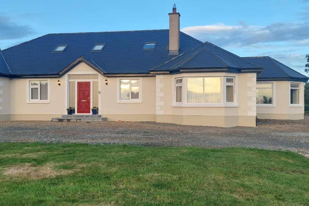 Modern Countryside Apartment Killmallock Lodge Enniscorthy Bagian luar foto